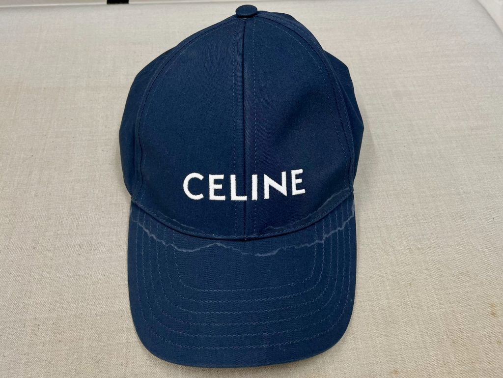 CELINE（セリーヌ）ネイビーキャップの汗染みを撃退。デリケートな裏地を守り、美しさを取り戻す「究極の選択」