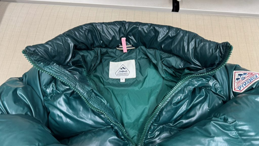 ピレネックス（PYRENEX）の襟元に蓄積した「皮脂汚れ」をリセット。本来の風合いとボリュームを取り戻すプロの洗浄