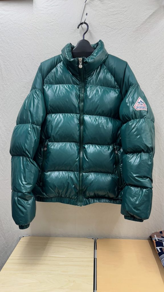 ピレネックス-ダウン-全体仕上がり（ALT：ボリュームが復元したピレネックスのダウンジャケット）