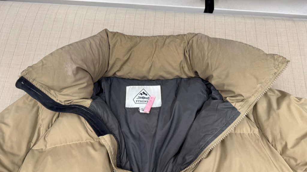 ピレネックス（PYRENEX）の袖口「真っ黒汚れ」を撃退。プロの染み抜きと水洗いで完全復活